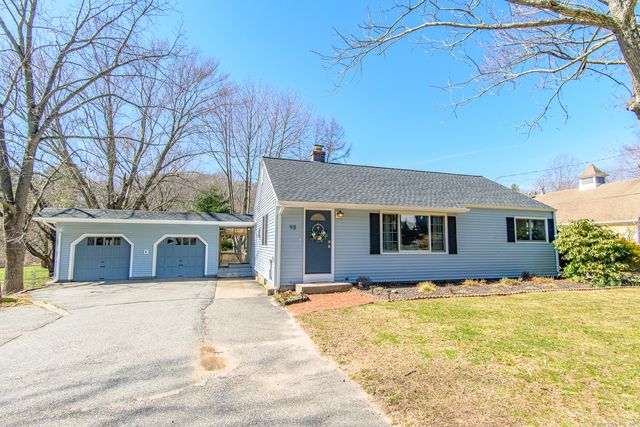 98 E  Pattagansett Rd, Niantic, CT 06357