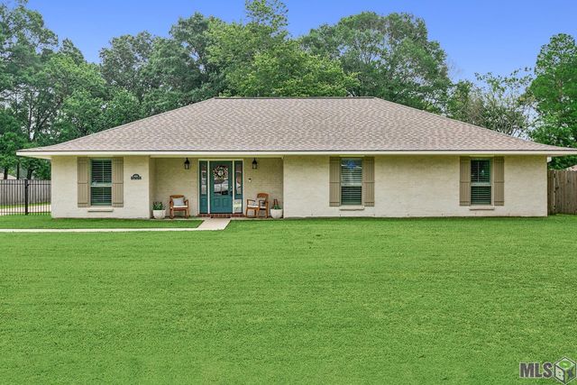 6332 Lindsey Neal Dr, Greenwell Springs, LA 70739