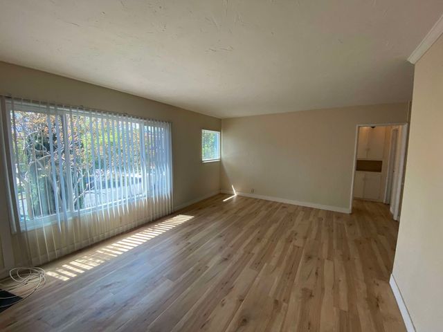6105 Franklin Ave  #4, Los Angeles, CA 90028