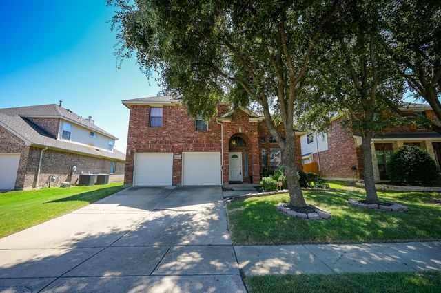 2541 Pinnacle Point Dr, Grand Prairie, TX 75054