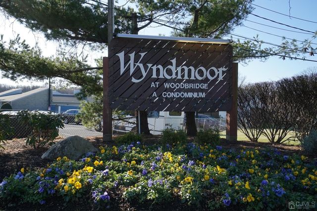 1228 Wyndmoor, Woodbridge, NJ 07095