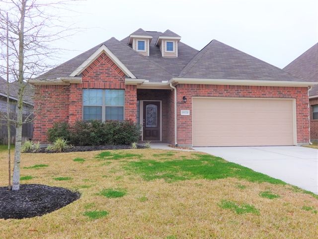 10224 Forest Glade Ct, Conroe, TX 77385