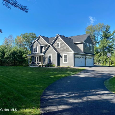 40 Gala Place, Schenectady, NY 12309