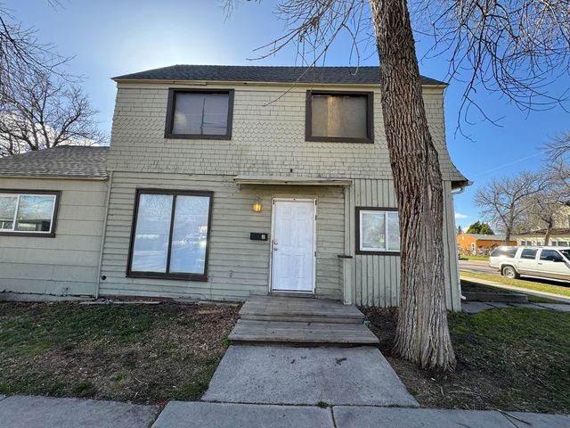 826 3rd Ave S, Great Falls, MT 59405