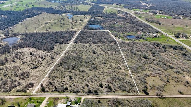 3 Tract Cres #482, Gonzales, TX 78629