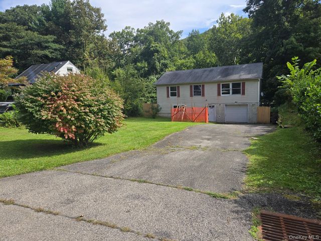 84 Wharton Drive, Cortlandt Manor, NY 10567