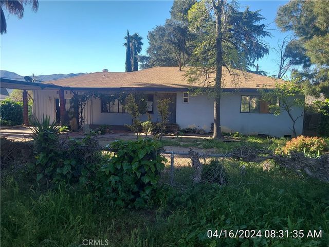 1418 W  Jacinto View Rd, Banning, CA 92220