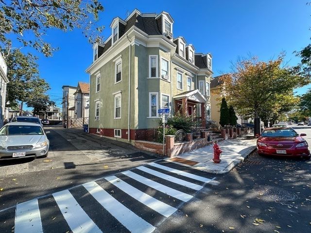 147-149 Pearl St, Somerville, MA 02145