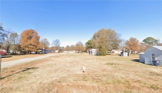 808 E  Jackson St #8, Piggott, AR 72454