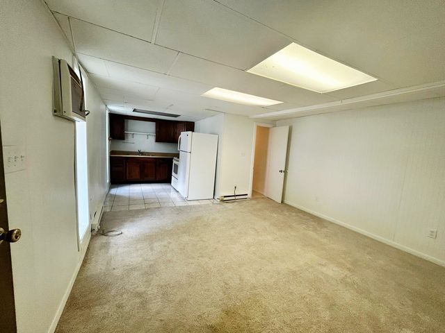3313 E  Jackson St #A, Muncie, IN 47303