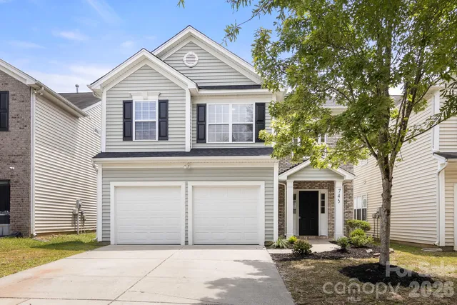745 Lumber Ln, Charlotte, NC 28214