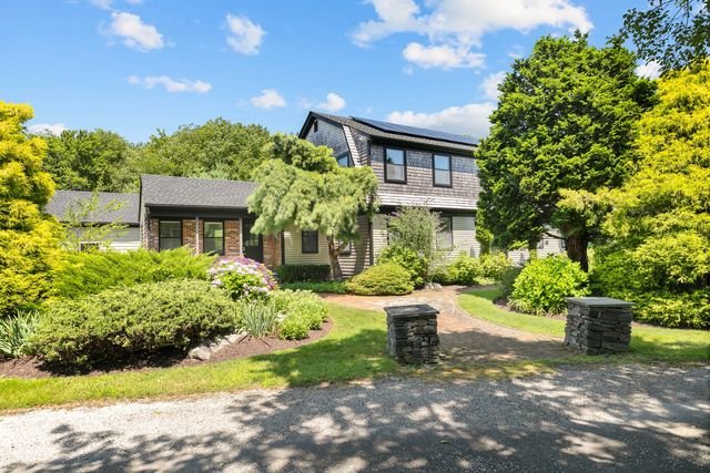 30 Battery Ln, Jamestown, RI 02835