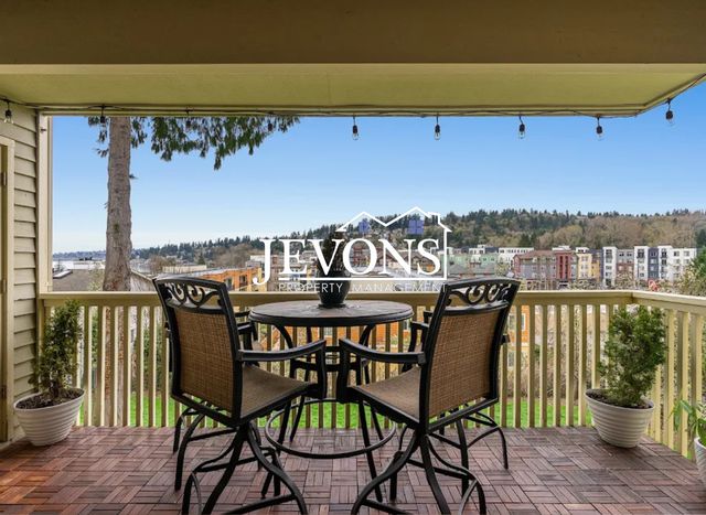 11809 100th Ave  NE #B203, Kirkland, WA 98034