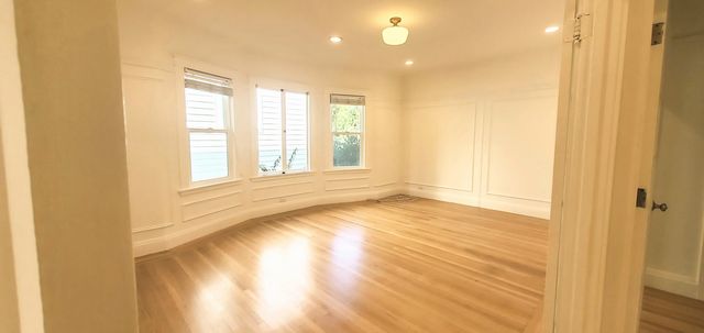 540 Lake St #4, San Francisco, CA 94118