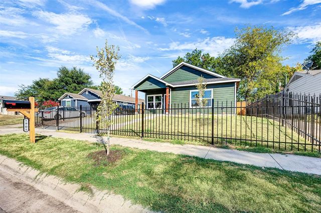 1905 Greenfield Ave, Fort Worth, TX 76102