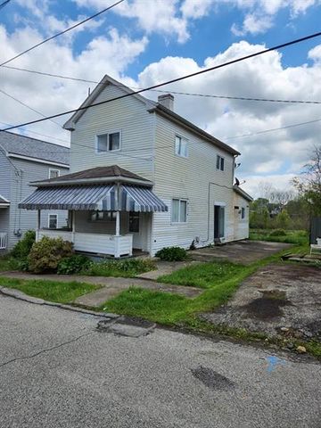621 Garfield Ave, Scottdale, PA 15683