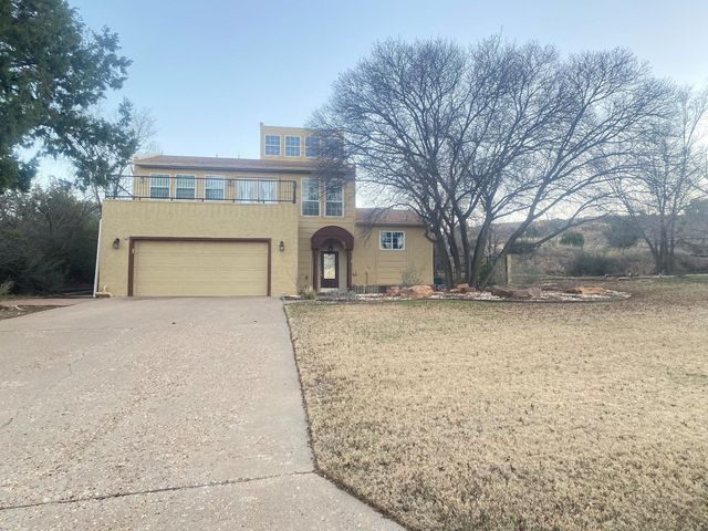 27 S  Lakeshore Dr, Ransom Canyon, TX 79366