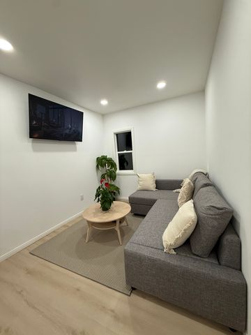 Address Not Disclosed, Oceanside, CA 92056