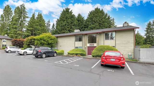 17529 151st Avenue SE #7-8, Renton, WA 98058