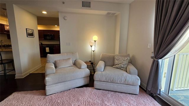 628 Cleveland St #1103, Clearwater, FL 33755