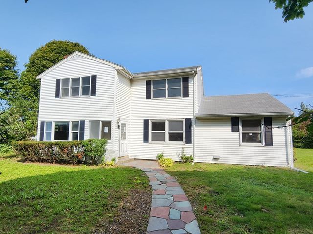 4 Ripley Rd, Hull, MA 02045