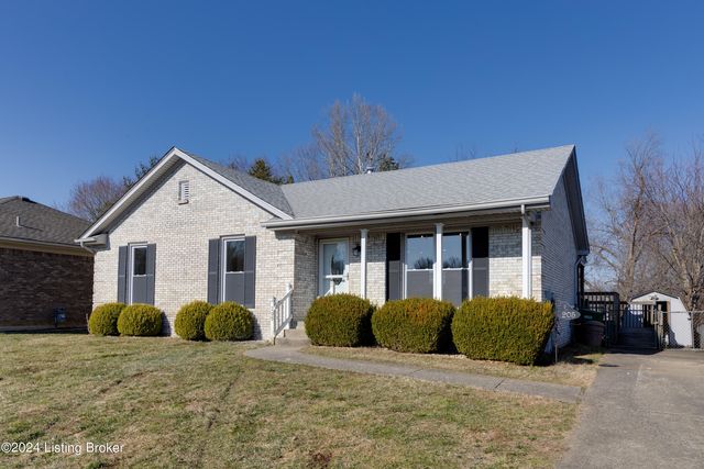 205 Holly Hills Dr, Fairdale, KY 40118
