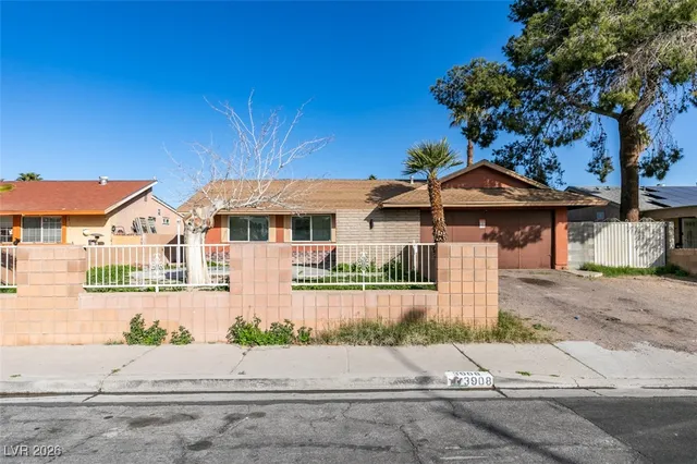 3908 Alameda Ave, Las Vegas, NV 89110