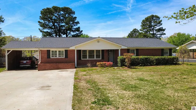 233 Edwards Dr, Paducah, KY 42003