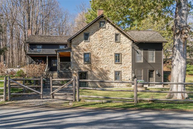 7 Upper Whitfield Rd, Accord, NY 12404