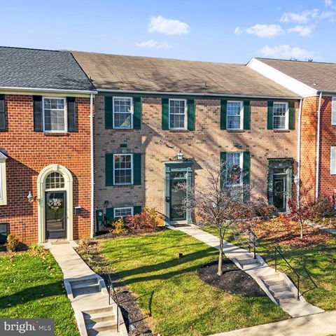 30 Blondell Ct, Lutherville Timonium, MD 21093