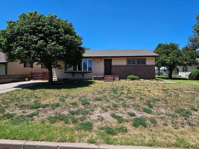 1202 S  8th St, Lamar, CO 81052