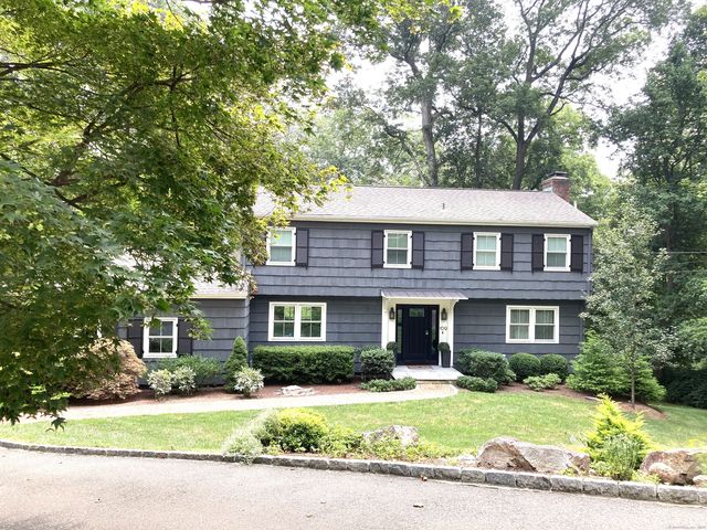 109 East Cross Road, Stamford, CT 06907