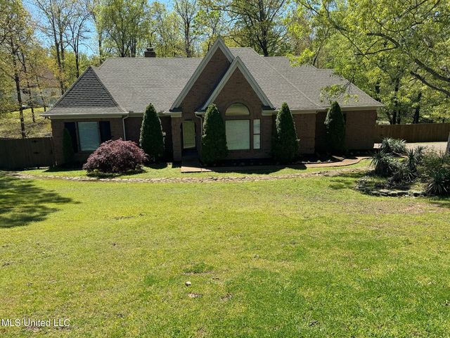 1555 Stonehedge Dr #C, Southaven, MS 38671