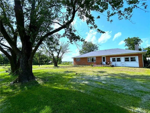 220 W  John St, Milo, MO 64767