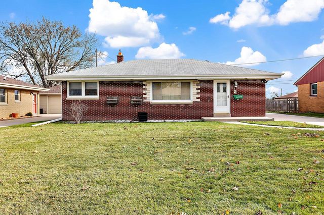 4460 South 65th STREET, Greenfield, WI 53220