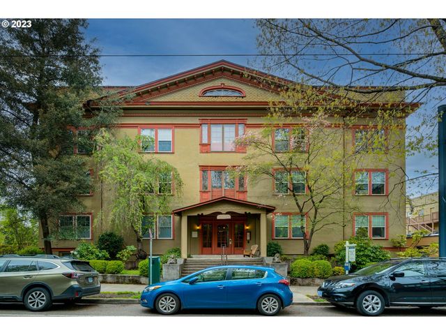 2129 NW Northrup St #1, Portland, OR 97210