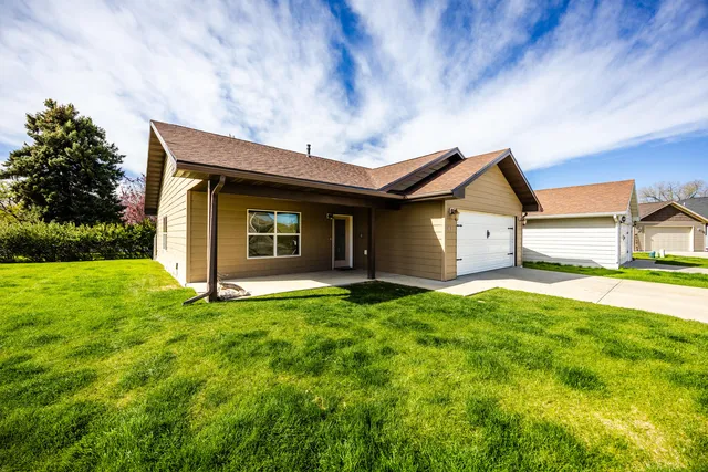 42 N  Carlin St, Sheridan, WY 82801