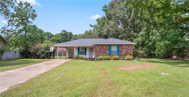 116 Conly Dr, Pineville, LA 71360