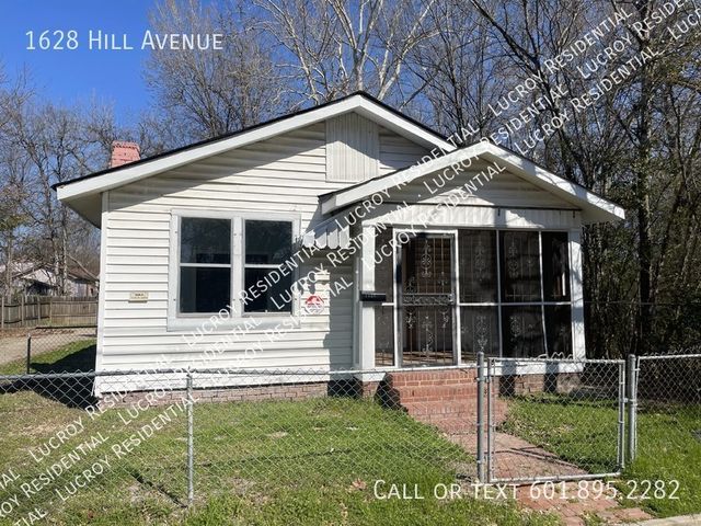 1628 Hill Ave, Jackson, MS 39204