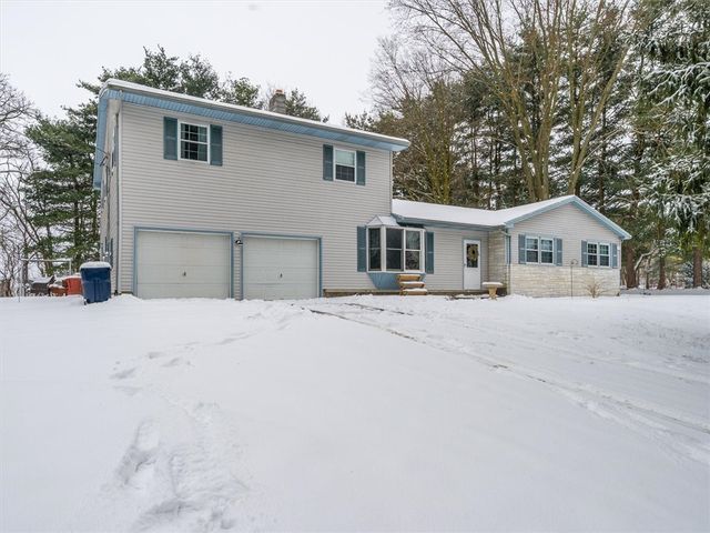 3354 Fowlerville Rd, Caledonia, NY 14423