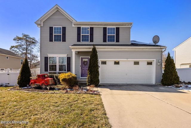 303 Sea Pines Drive, Egg Harbor Township, NJ 08234