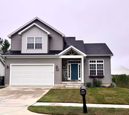 2744 Pine Cone Ln, Warsaw, IN 46582