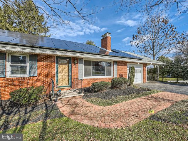 116 Dunrovin Ave, Westminster, MD 21158
