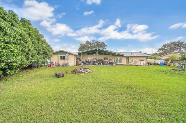 27500 SW 166th Ave, Homestead, FL 33031