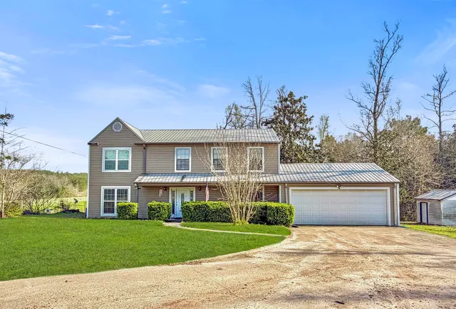 31 Mill St, Florien, LA 71429