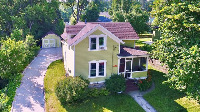 455 10th St, Red Wing, MN 55066