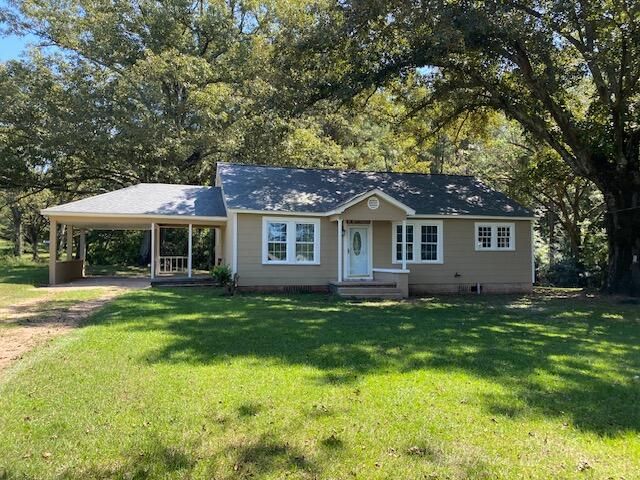 6 S  Church St, Noxapater, MS 39346