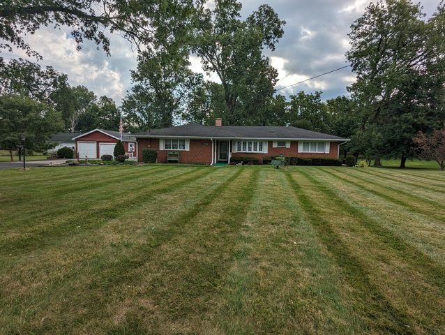 13421 W  State Road 32, Yorktown, IN 47396