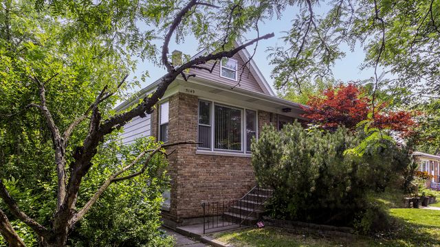5149 W  Foster Ave, Chicago, IL 60630