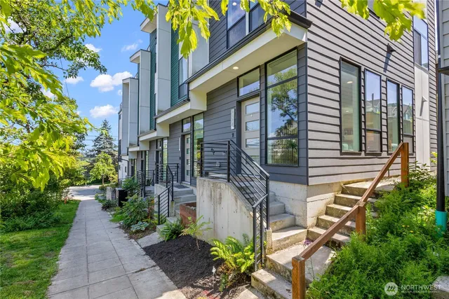 2327 E Denny Way, Seattle, WA 98122